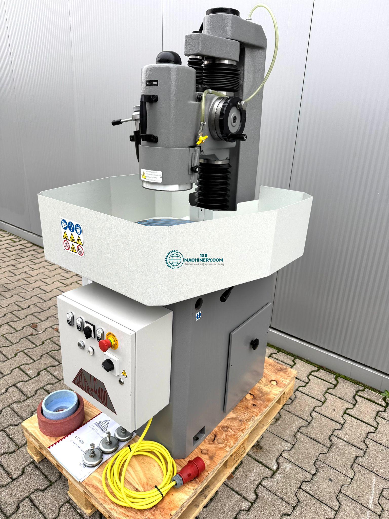 Rundtischschleifmaschine - DELTA LC 400